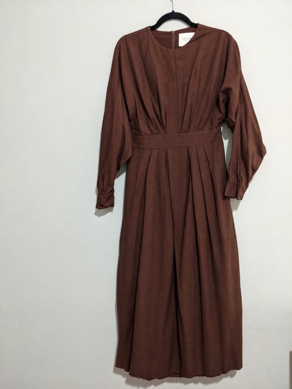 Veiled Collection Nasira Linen Pleat Waist Maxi Dress Brown M Regular Modest